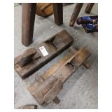 2 antique wooden planes
