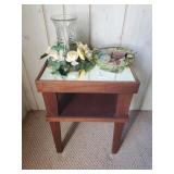 Small mirror topped table & metal Greetings