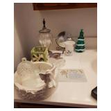 Bathroom vanity items