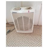 Small Holmes electric fan