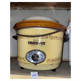 Vintage crockpot