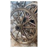Antique metal/wooden wagon wheel (diameter
