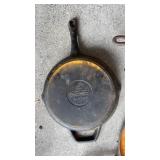 10inch Tramontina cast iron skillet