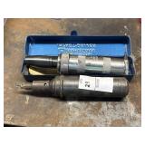 Lot of 2 impact drivers