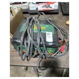 Deltran batteru tender