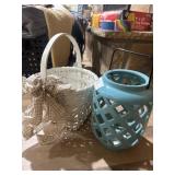 2 decor baskets