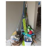 Cleaning supplies and dishtowels