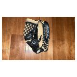 Louisville Slugger KHB 1300 Baseball Mitt 13in.