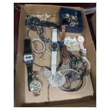 Lot of assorted jewelry and decorative pieces