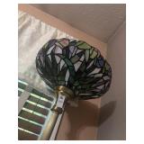 Stained glass decorative lamp
