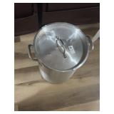 Aluminum stock pot