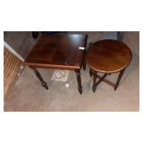 Vintage round wooden drop leaf side table and