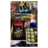 Miscellaneous lot - ping pong balls, HDMI cable,