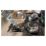 Lot of Kitchen Items