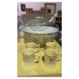 Vintage Ceramic Tom & Jerry punch bowl with 4