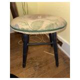 Vintage floral cushioned step stool
