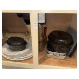 Lot of serving platters, enamelware roasters,