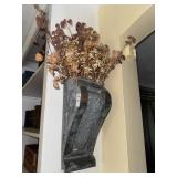 Tin decorative wall corbel with dried flowers