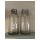 2 half gallon canning jars with wire bail (1