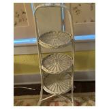 White Wicker 3 Shelf Stand
