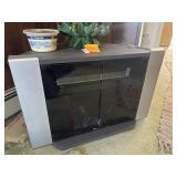 Sony Trinitron TV stand 30 X 18.5 X 19.5 in