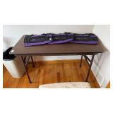4 Ft Long Folding Table No Contents