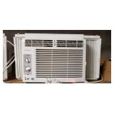 Frigidaire 5000 btu air conditioner