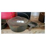 Cast iron pot & small skillet