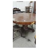 Round table (chairs not incuded) 48 round