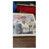 Sports collector digest Roberto clemente