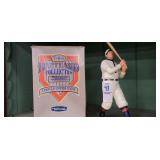 Honus Wagner Hartland collection statue