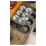 Muffin pans