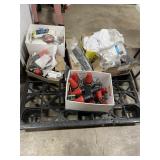 PALLET WITH ASSORTED EATON COOPER LOADBREAKS