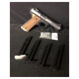 Ruger .22 Pistol With 4 Clips