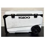 Igloo Latitude Roller Cooler, 90 qt. 18'X30'X19'