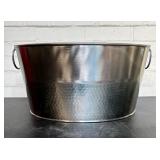 Stainless Steel Style Hammered Design Tub With Han