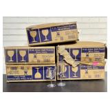App. 120 Clear SAN Plastic Wine Glasses 13'X18'X7'
