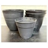 5 Assorted Black Plastic Planters 16'X16'X15'