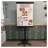Mobile Height-Adjustable Double-Sided Whiteboard o