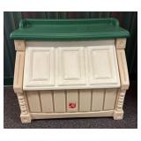 Step2 Lift and Hide Bookcase Storage Chest