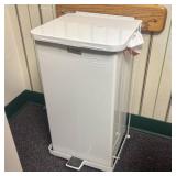 United Metal Receptacle Corp. Fire Fighter ST12 Se