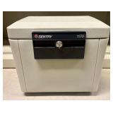 Sentry Model 1170 Fire-Resistant Locking File Safe
