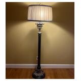 Classical Style Fluted Column Floor Lamp with Plea