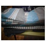 8 pk Kitchen Towels - new