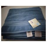 Charisma Luxury Bath Towel 30" x 58" - new