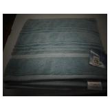 Charisma Ribbed Luxury Bath Towel 30" x 58" - new