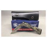 NIB Smith & Wesson 12 Ga Knife