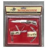 2007 Winchester  Scrimshaw Knife Set