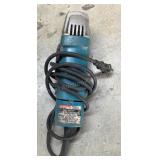Makita 9501B Disc Grinder, Corded Makita 9501B Disc Grinder, Corded