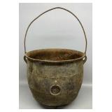 Cast Iron Gate Marked Footed Kettle 10in Across